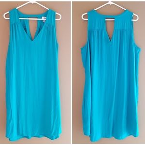 Old Navy turquoise keyhole back sleeveless dress